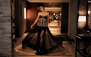 Mouni Roy
